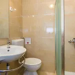 Апартаменты 2 Bedroom Beautiful In Ловран