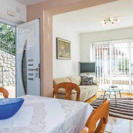 2 Bedroom Stunning In Lovran