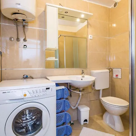 Appartement 2 Bedroom Stunning In