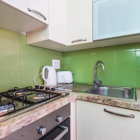 Appartement 2 Bedroom Stunning In Lovran