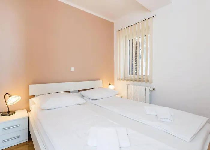 شقة 2 Bedroom Beautiful Apartment In Lovran